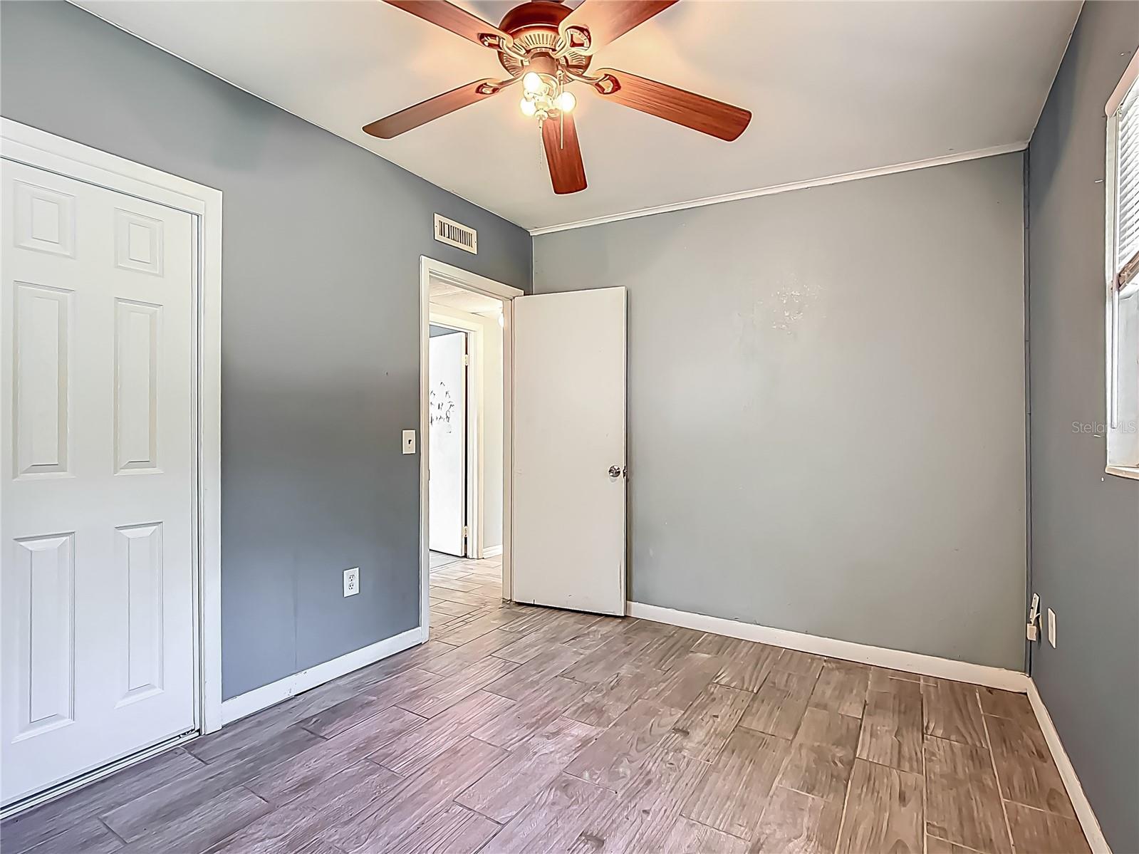 Image 16 of 35 For 2015 Pleasant Acre Drive
