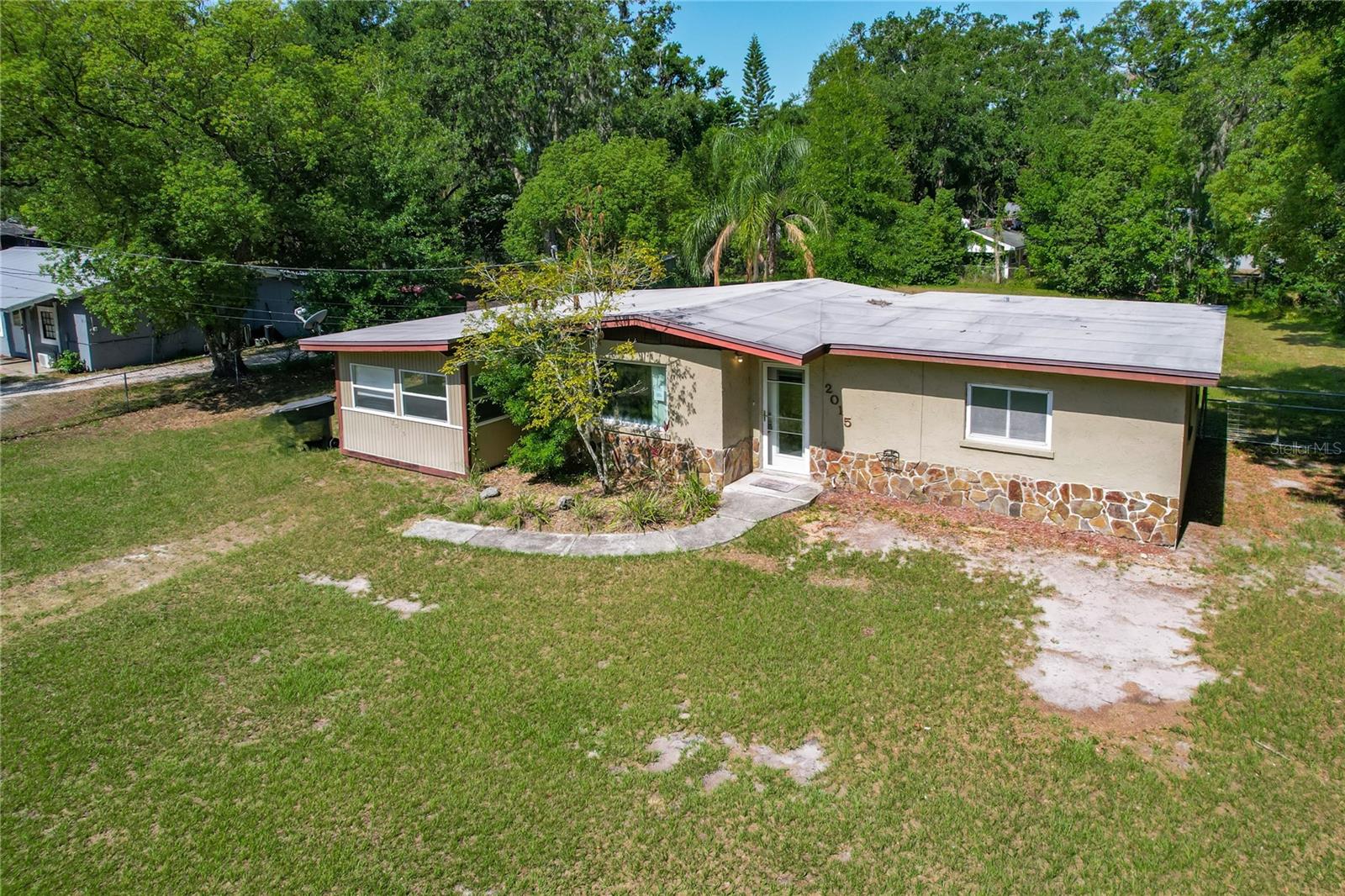 Image 2 of 35 For 2015 Pleasant Acre Drive