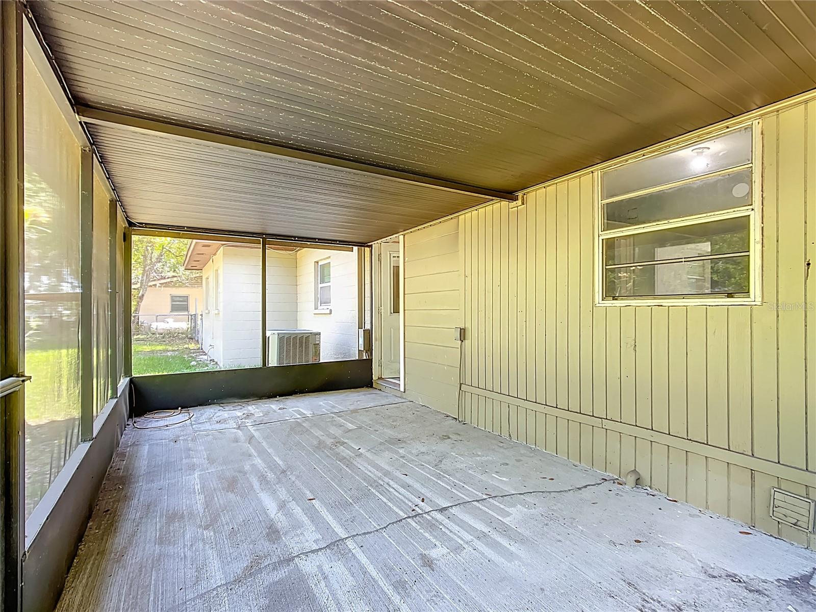 Image 28 of 35 For 2015 Pleasant Acre Drive