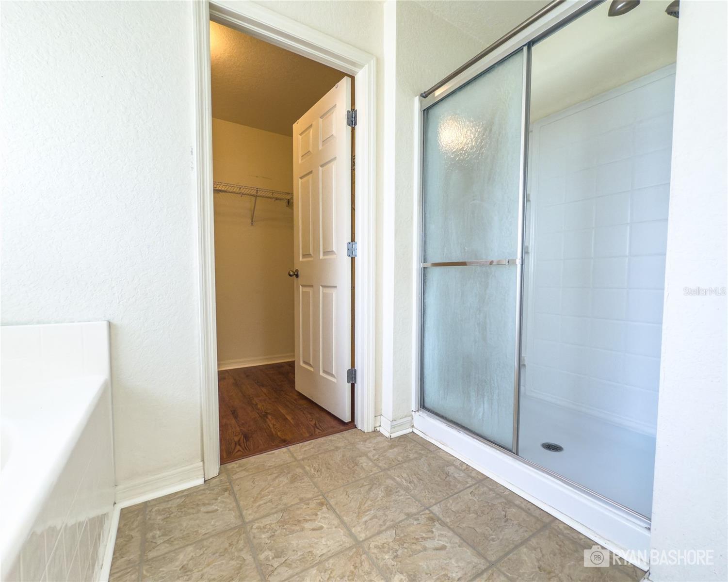 Listing photo id 16 for 3095 Coronet Court