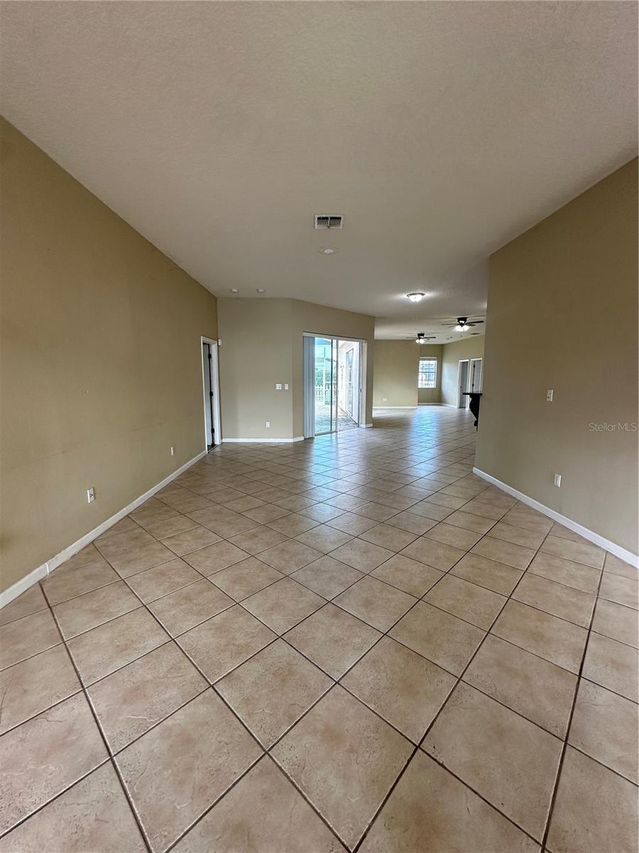 Image 4 of 30 For 13632 Deventer Ct.