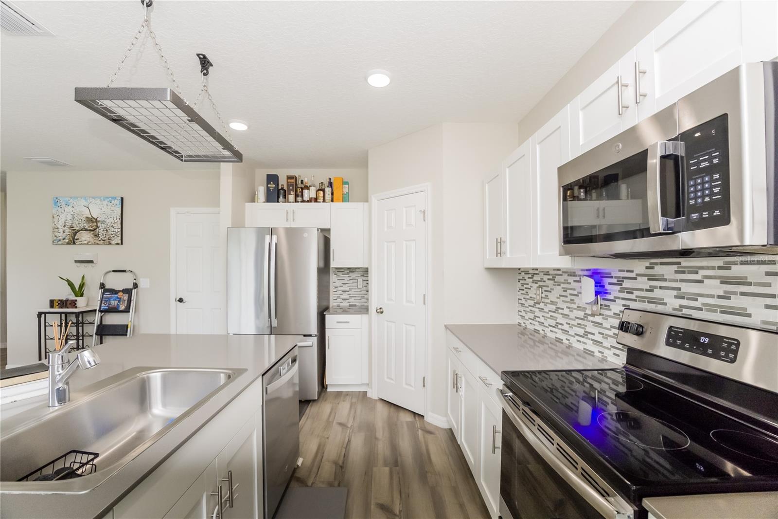 Image 7 of 20 For 12767 Mangrove Forest Drive