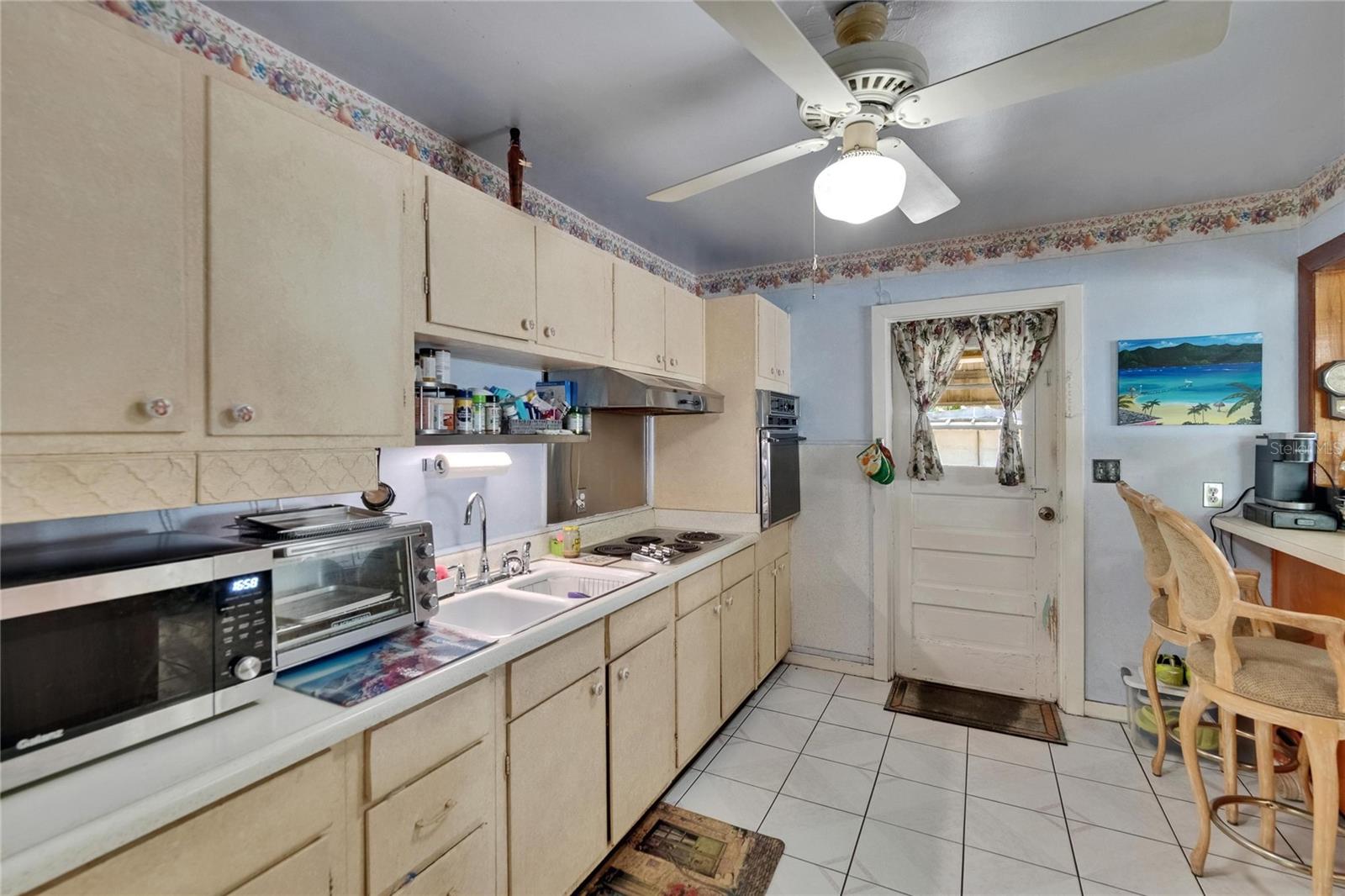 Image 15 of 43 For 3626 Hesperides Street