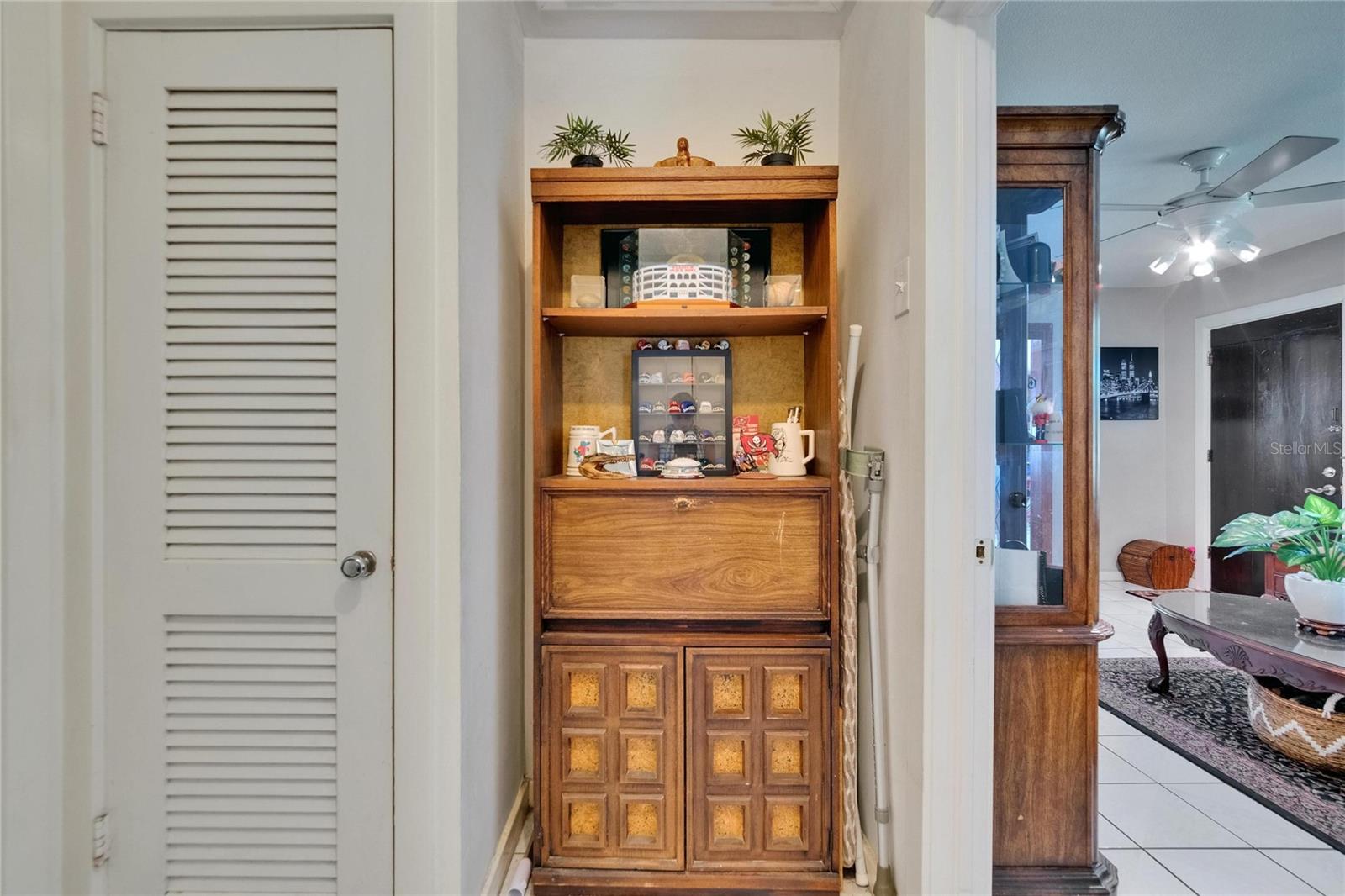 Image 7 of 43 For 3626 Hesperides Street