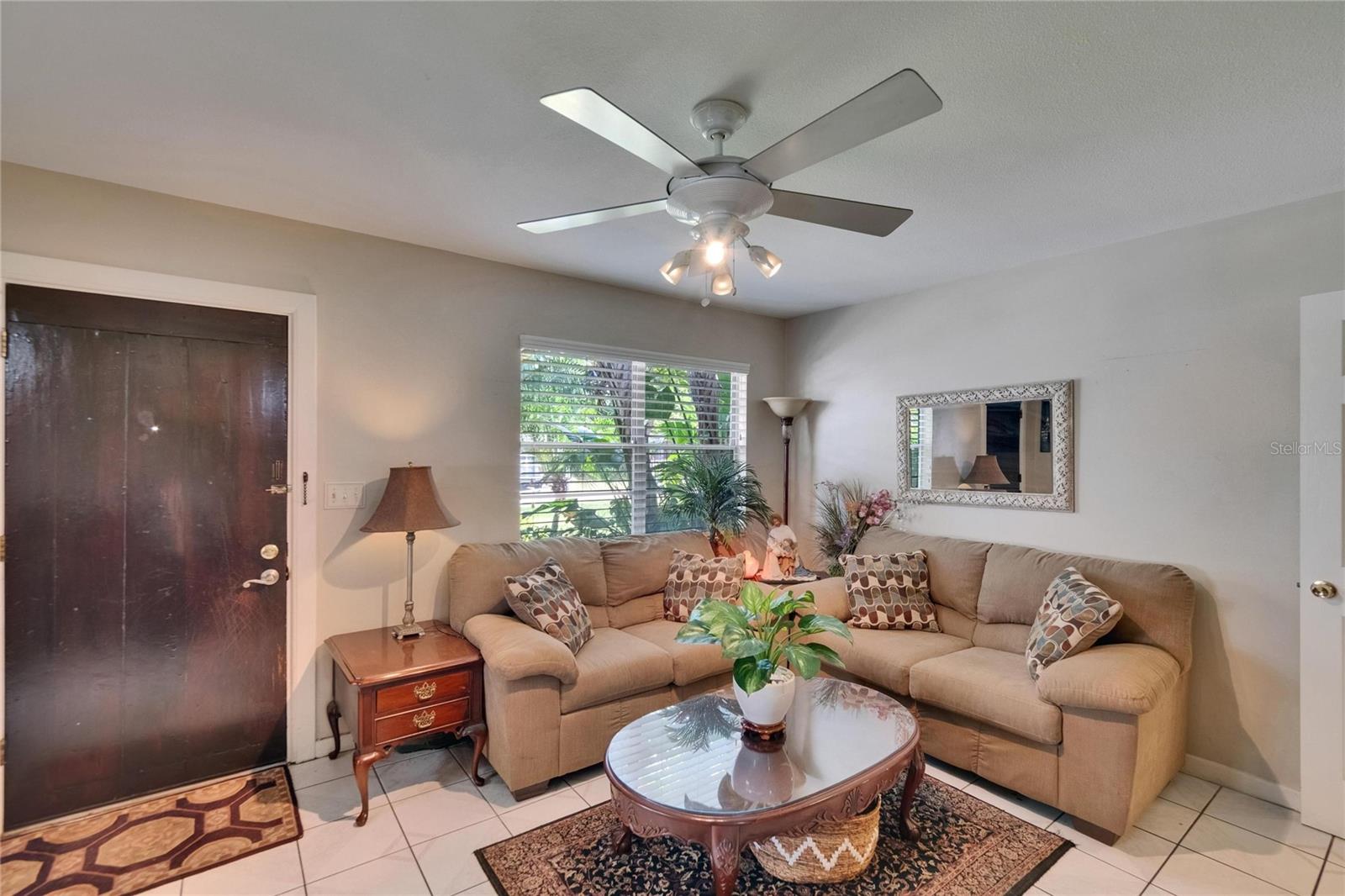 Image 9 of 43 For 3626 Hesperides Street