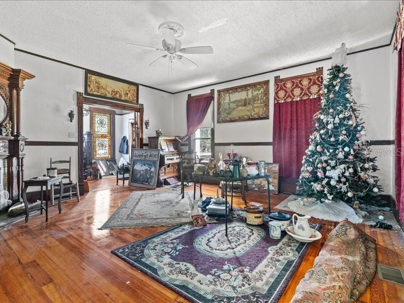 Image 9 of 55 For 485 Stanford Street