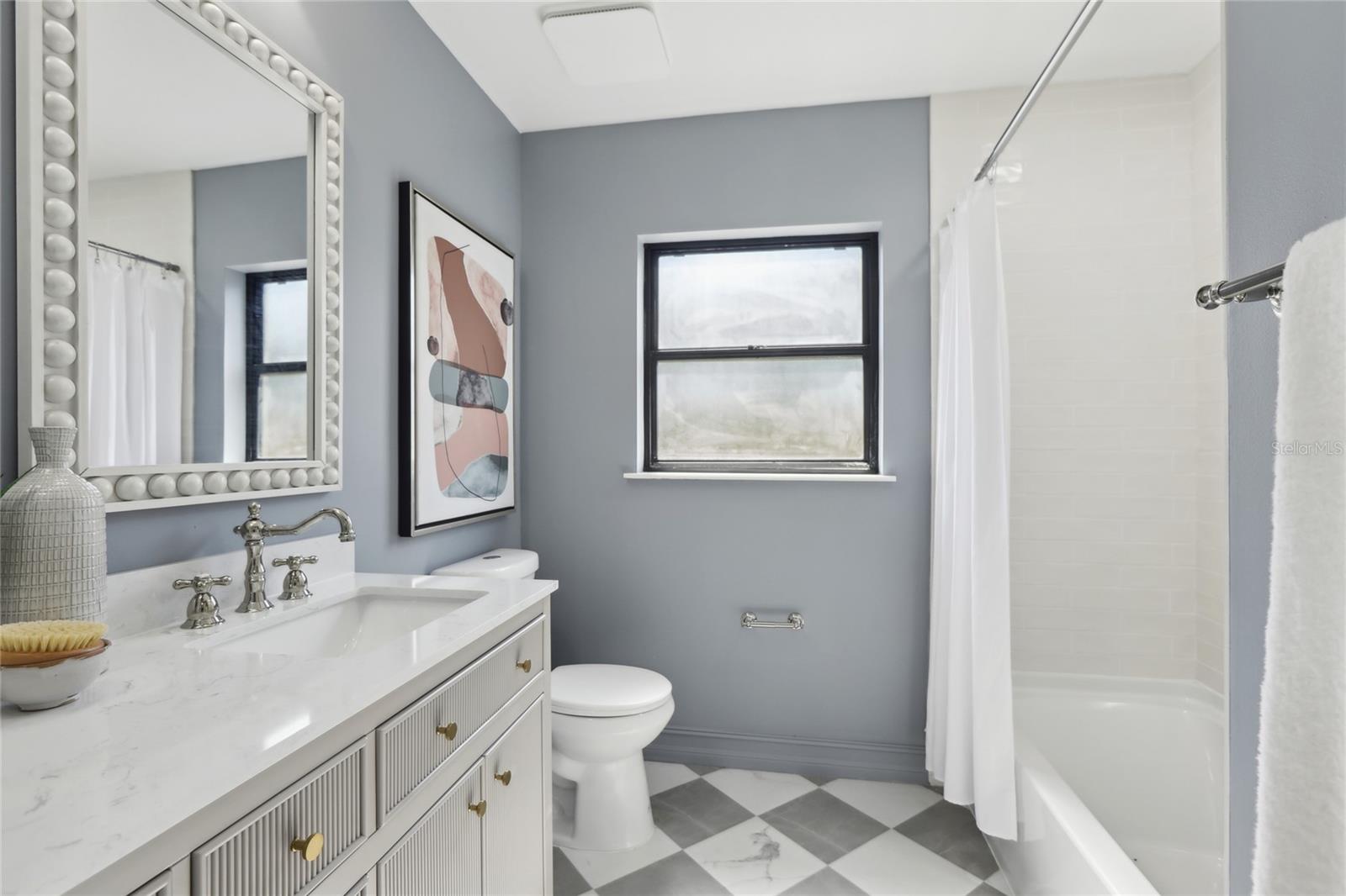 Image 25 of 32 For 1712 25th Avenue N