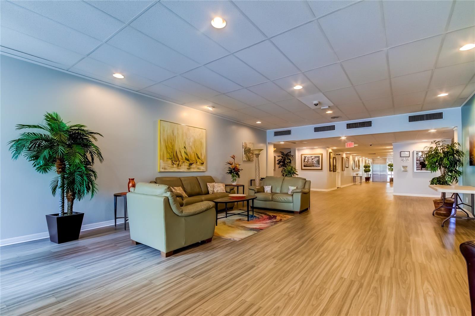 Image 37 of 43 For 7465 Bay Island Drive S 213