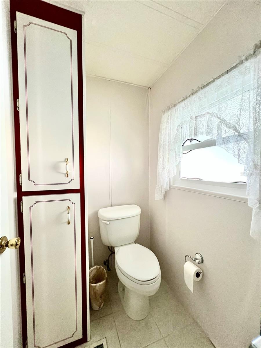 Image 38 of 49 For 1100 Belcher Road S 770