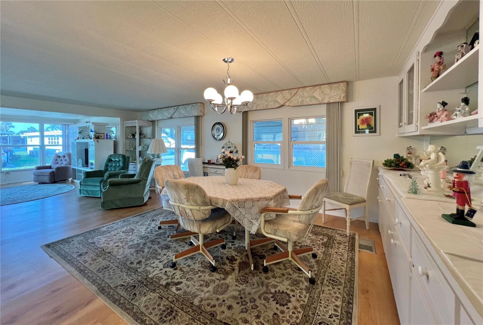 Image 5 of 49 For 1100 Belcher Road S 770