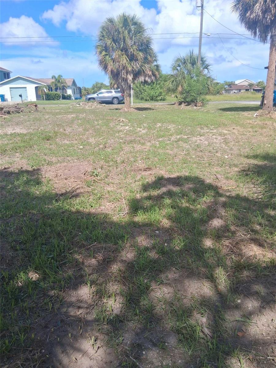 Listing photo id 5 for 0 Sea Grape Drive Lot 10