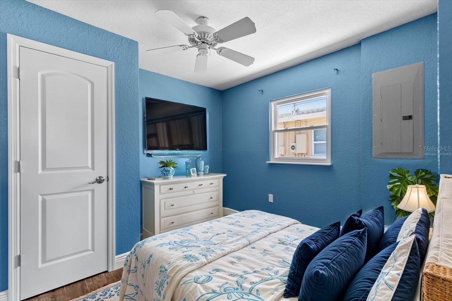 Listing photo id 19 for 5051 Bonito Drive