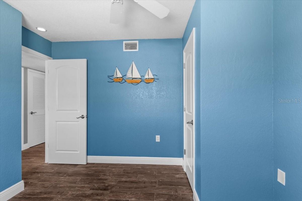 Listing photo id 20 for 5051 Bonito Drive