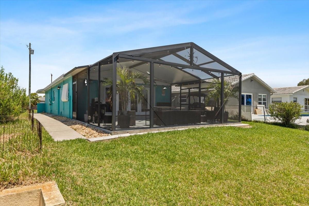 Listing photo id 28 for 5051 Bonito Drive