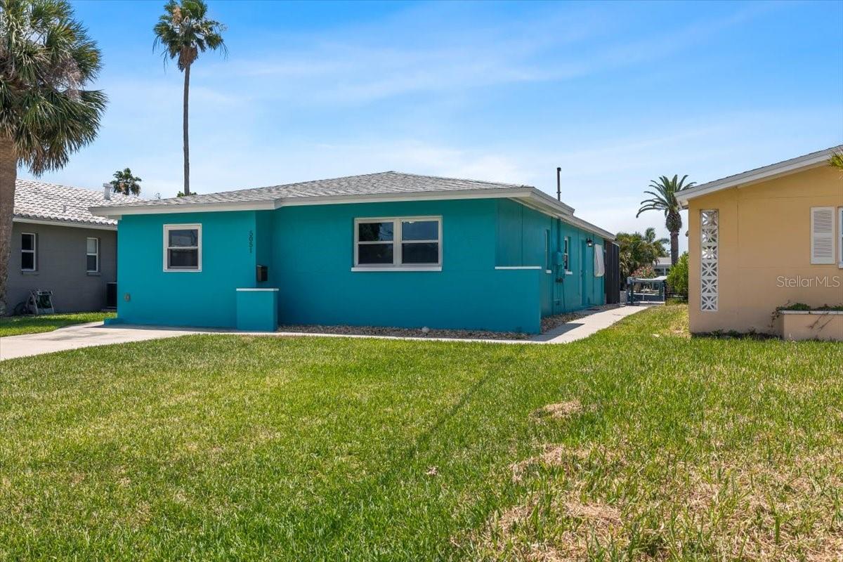 Listing photo id 33 for 5051 Bonito Drive