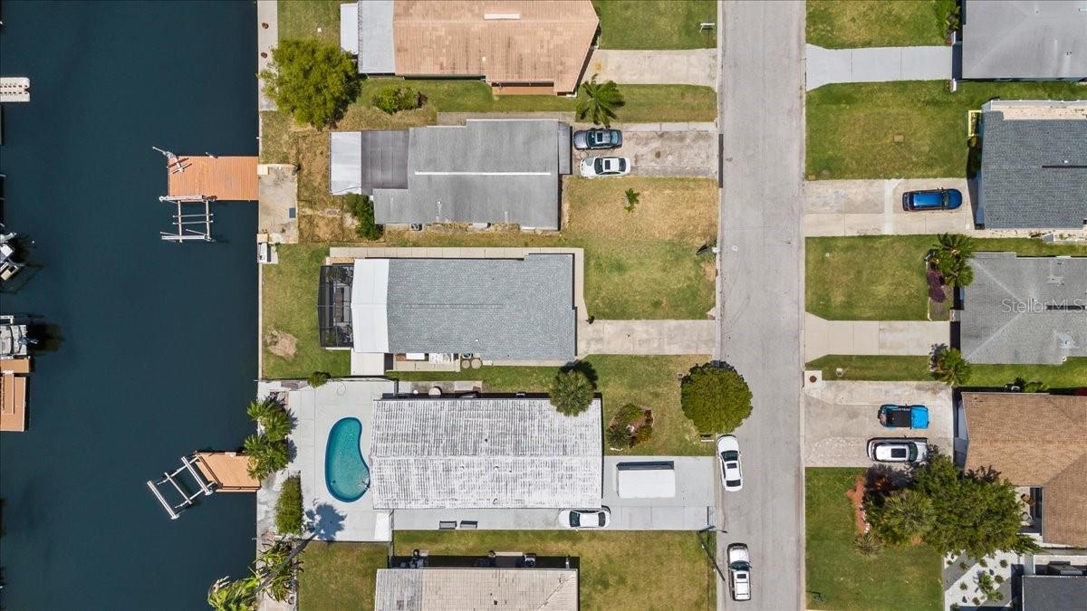 Listing photo id 36 for 5051 Bonito Drive