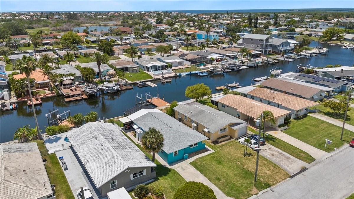 Listing photo id 47 for 5051 Bonito Drive