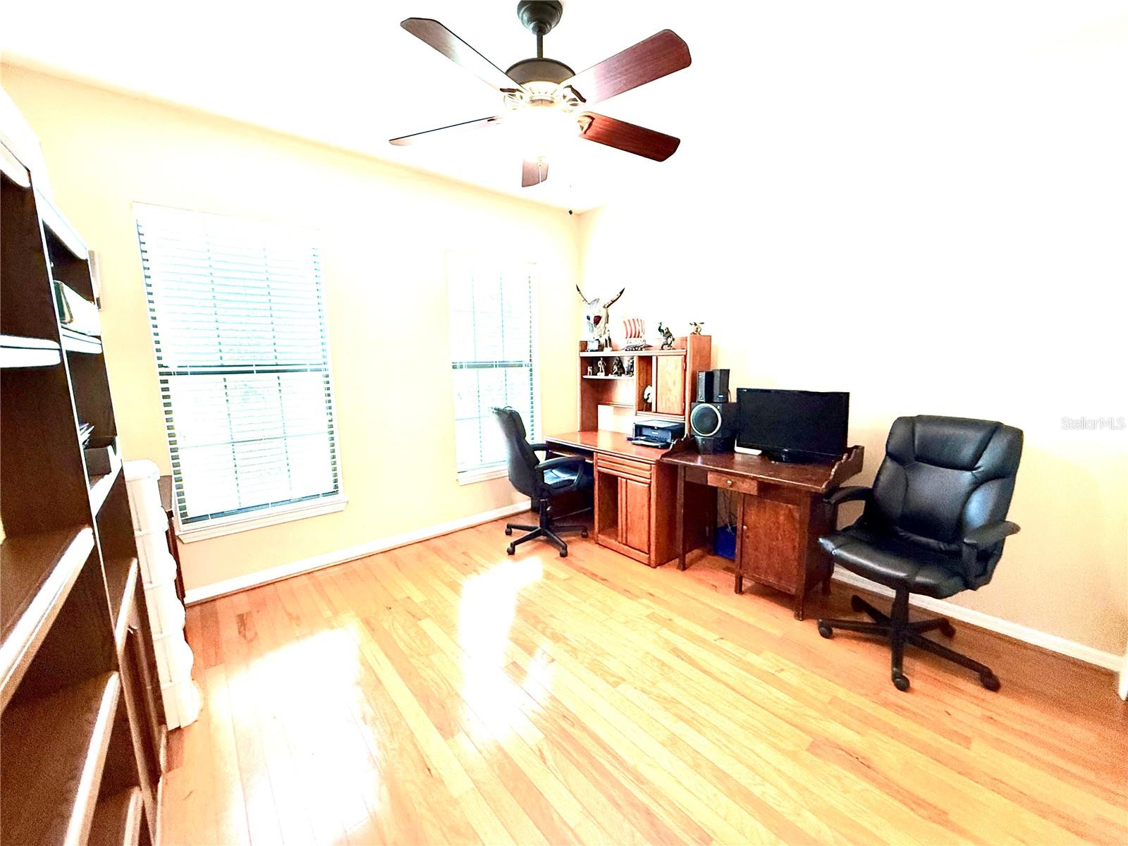 Listing photo id 16 for 9313 Lisbon Street
