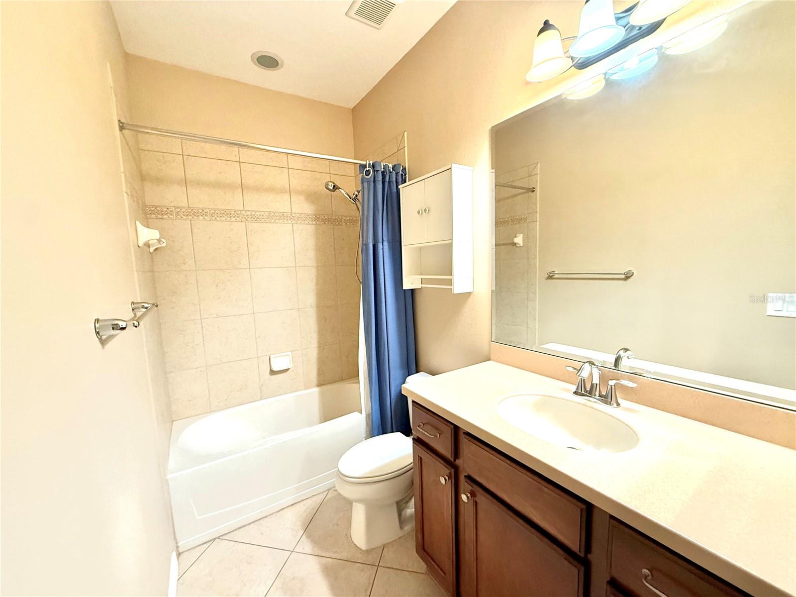 Listing photo id 20 for 9313 Lisbon Street