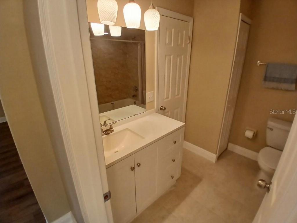 Image 13 of 15 For 2414 Willow Oak Drive
