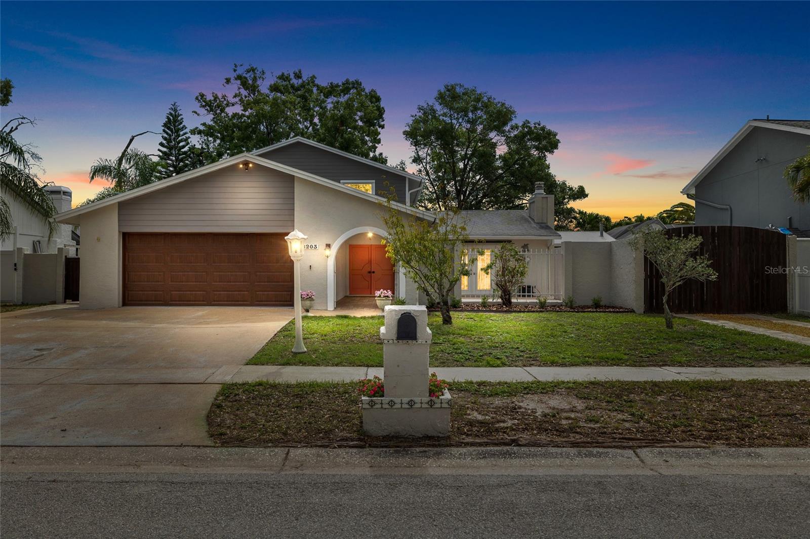 Details for 8203 Kirkwood Drive, TAMPA, FL 33634