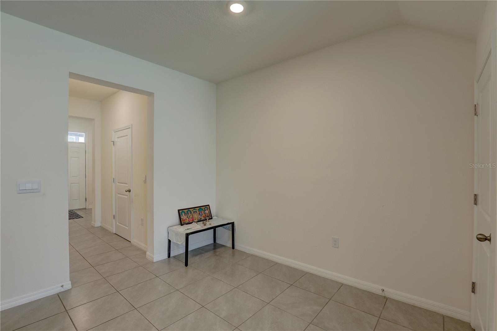 Image 10 of 37 For 33062 Frosted Clover Way