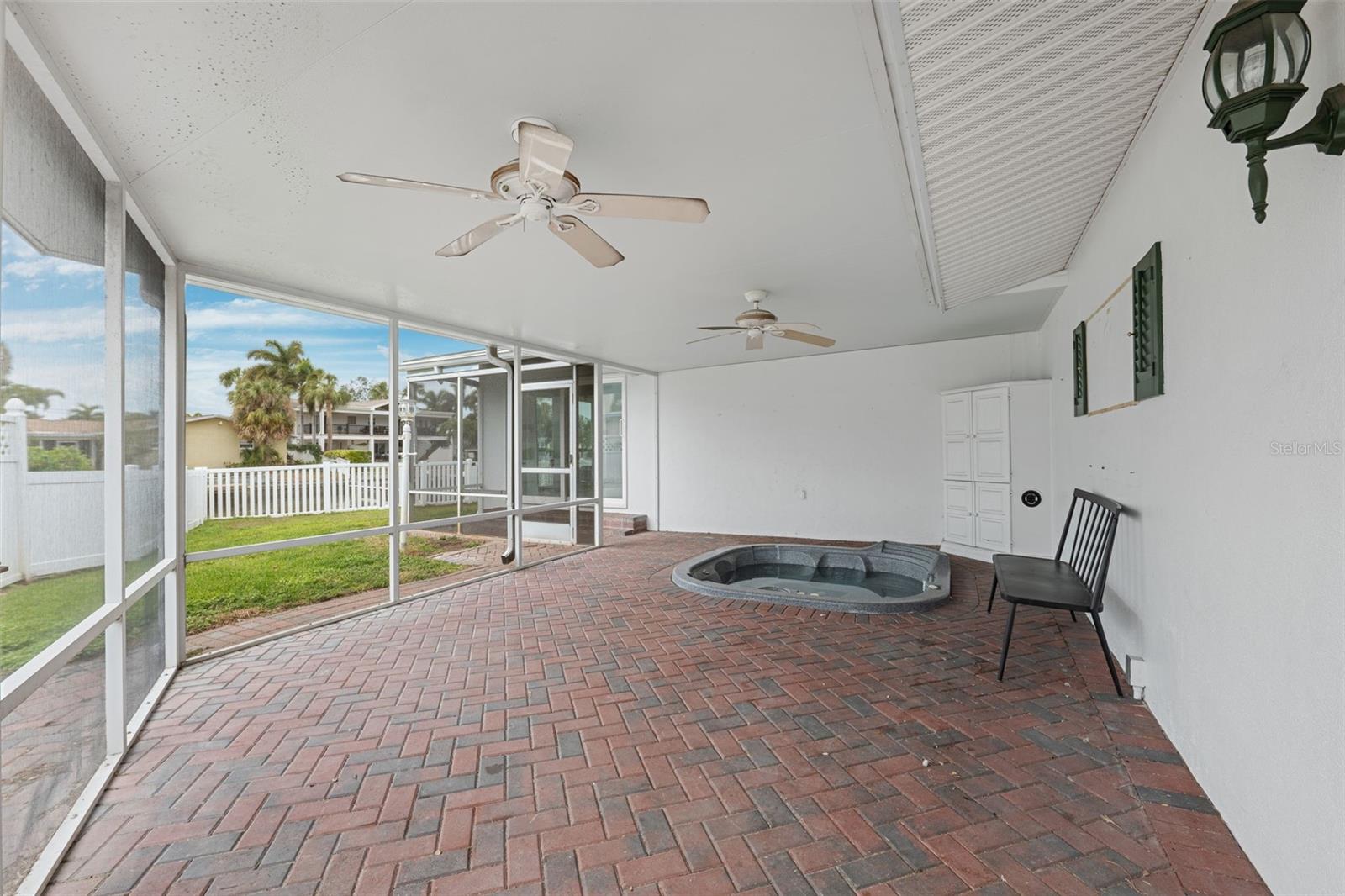 Image 38 of 52 For 4000 14th Way Ne