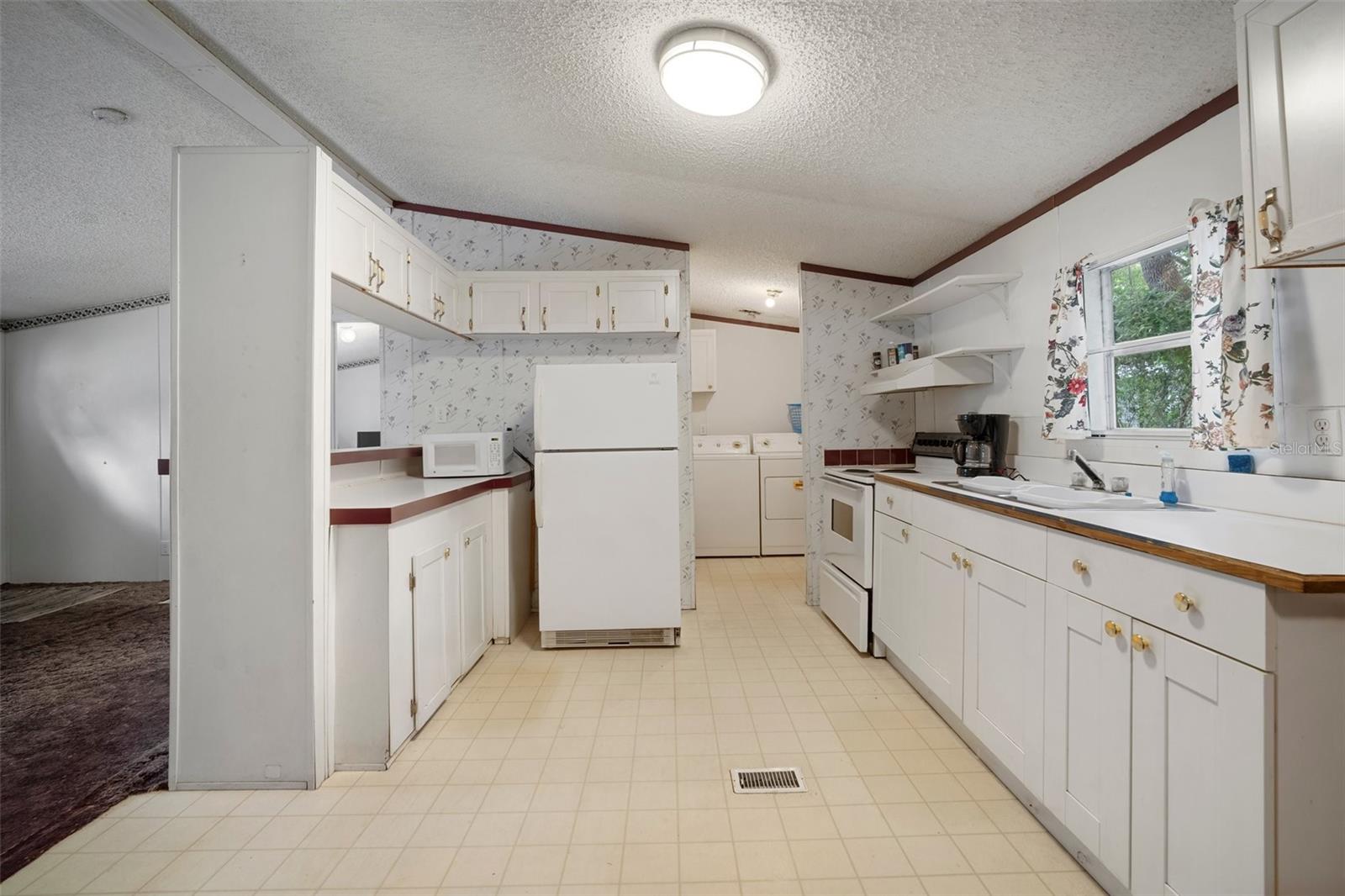 Image 7 of 43 For 14911 24th Street