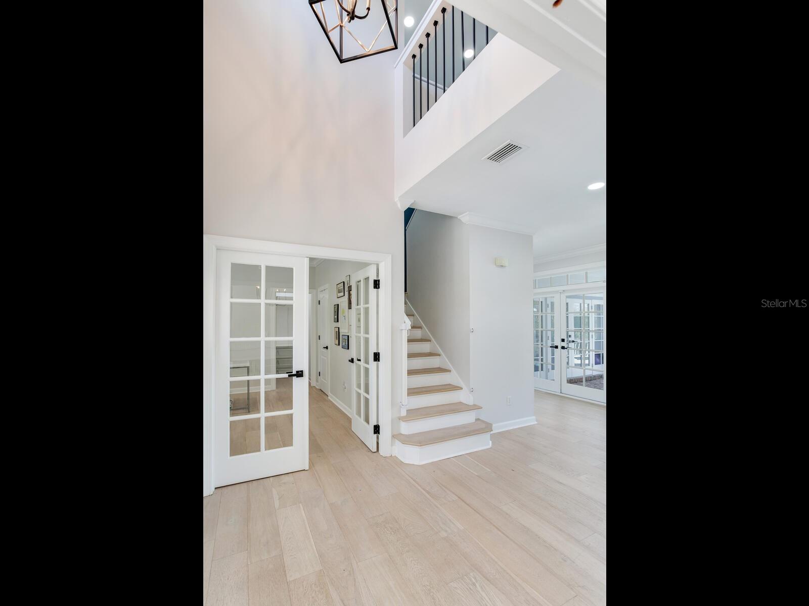 Image 21 of 47 For 4702 Heron Lane