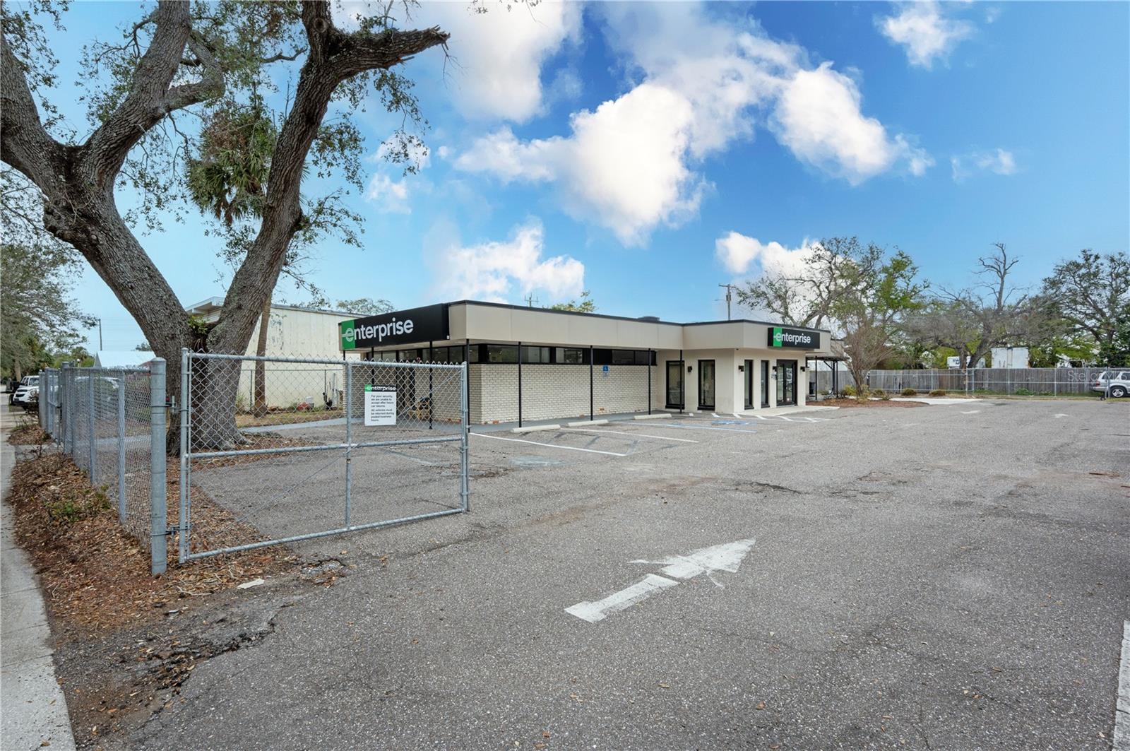 Image 9 of 9 For 313 18th Avenue S