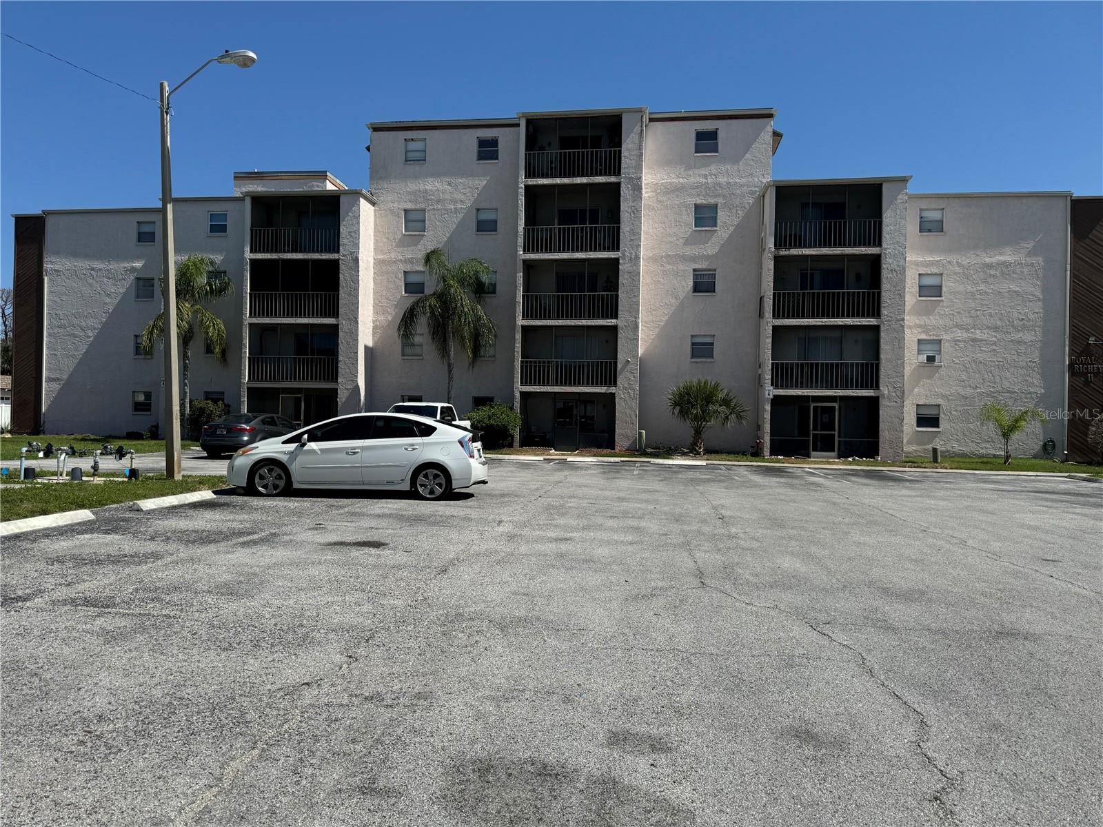 Image 2 of 16 For 5541 Bay Boulevard 402