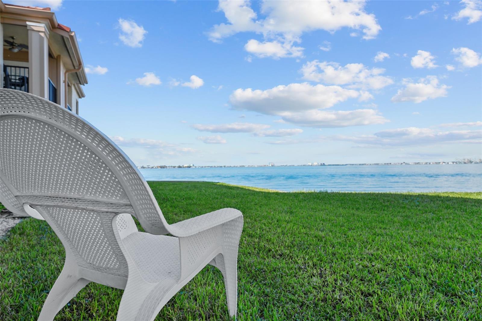 Image 29 of 62 For 6051 Sun Boulevard 111