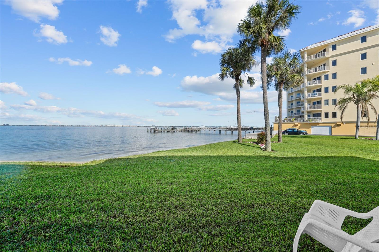 Image 30 of 62 For 6051 Sun Boulevard 111