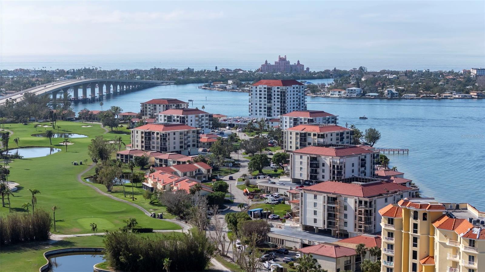 Image 50 of 62 For 6051 Sun Boulevard 111
