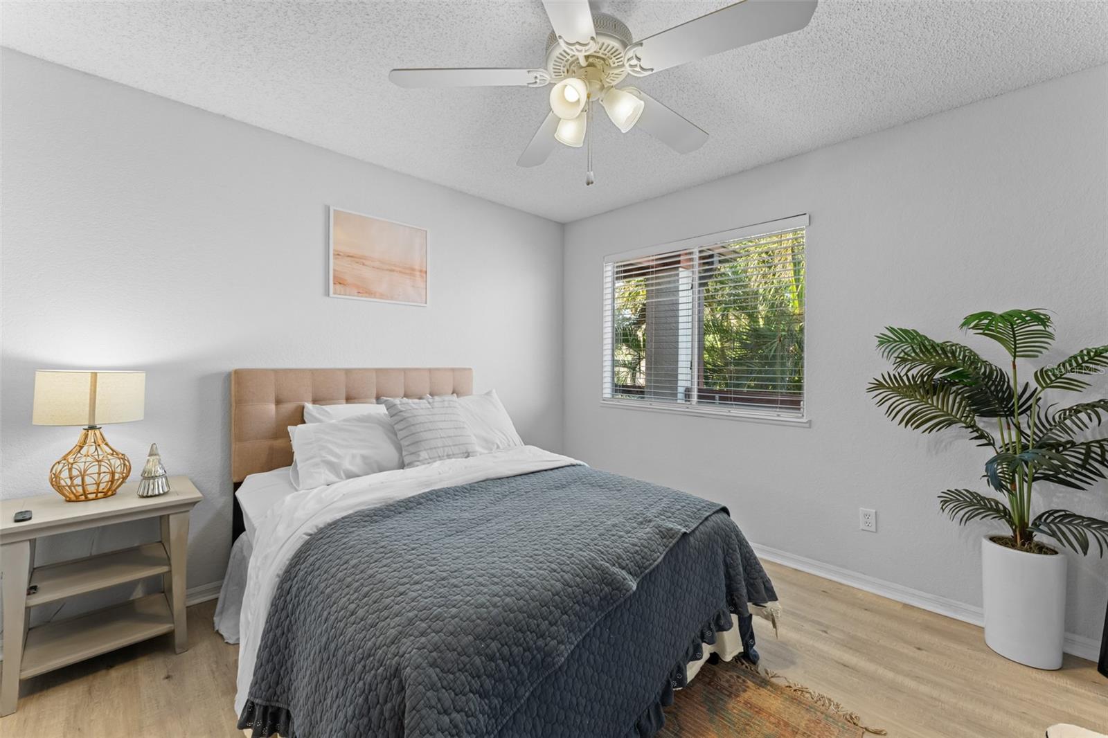 Image 11 of 24 For 10265 Gandy Boulevard N 808