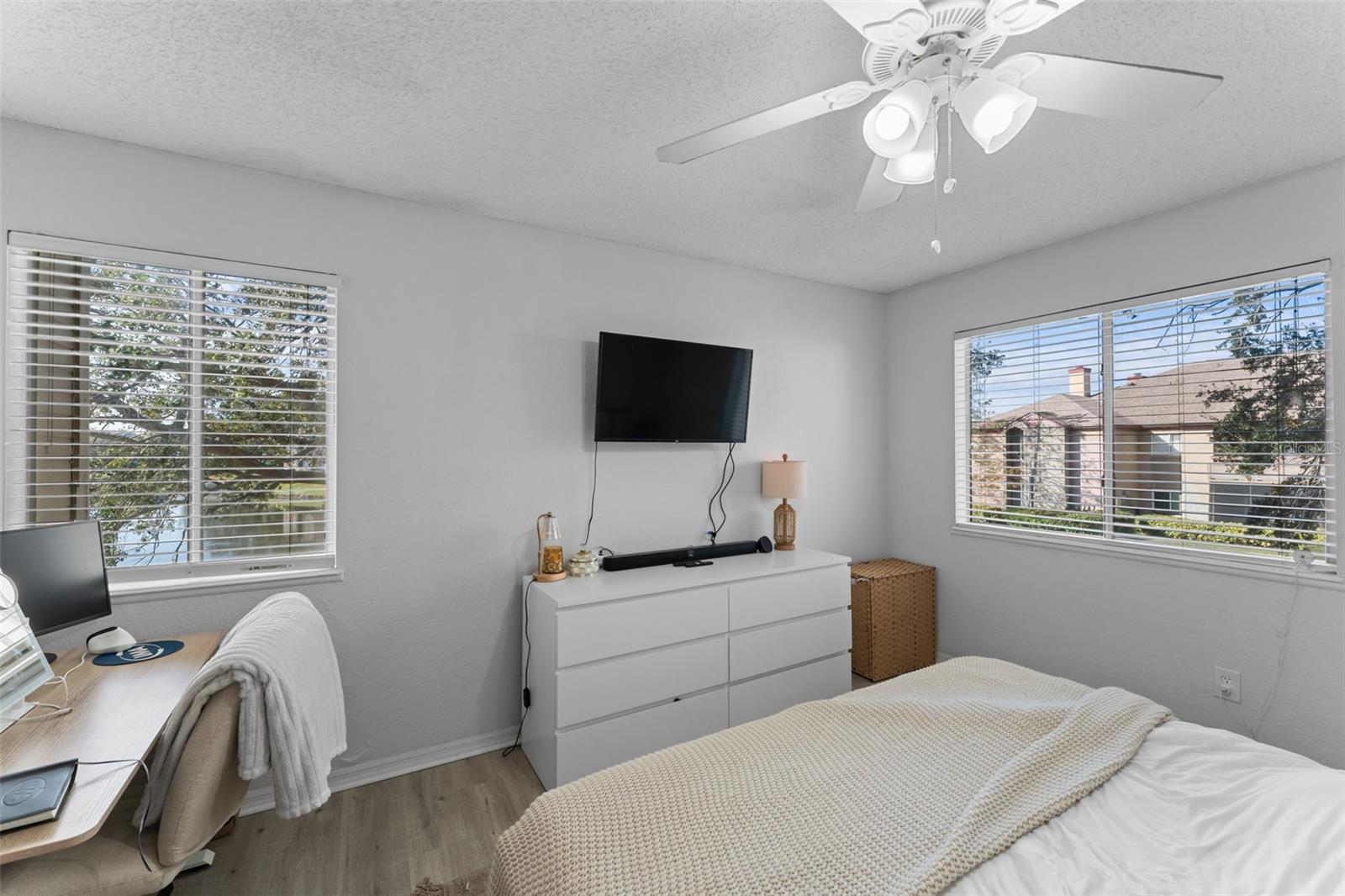 Image 15 of 24 For 10265 Gandy Boulevard N 808