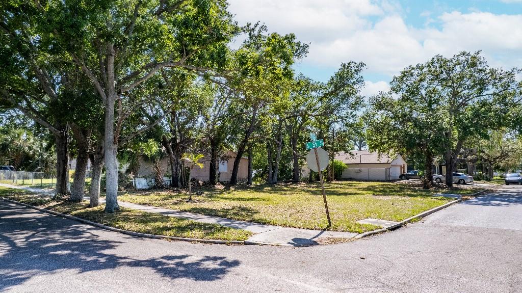 Image 4 of 14 For 2701 6th Street S