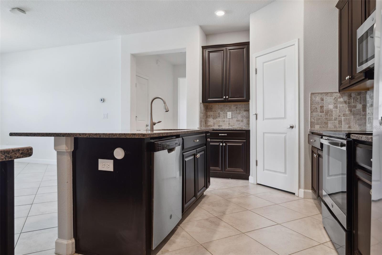 Image 6 of 24 For 13602 Ashlar Slate Place
