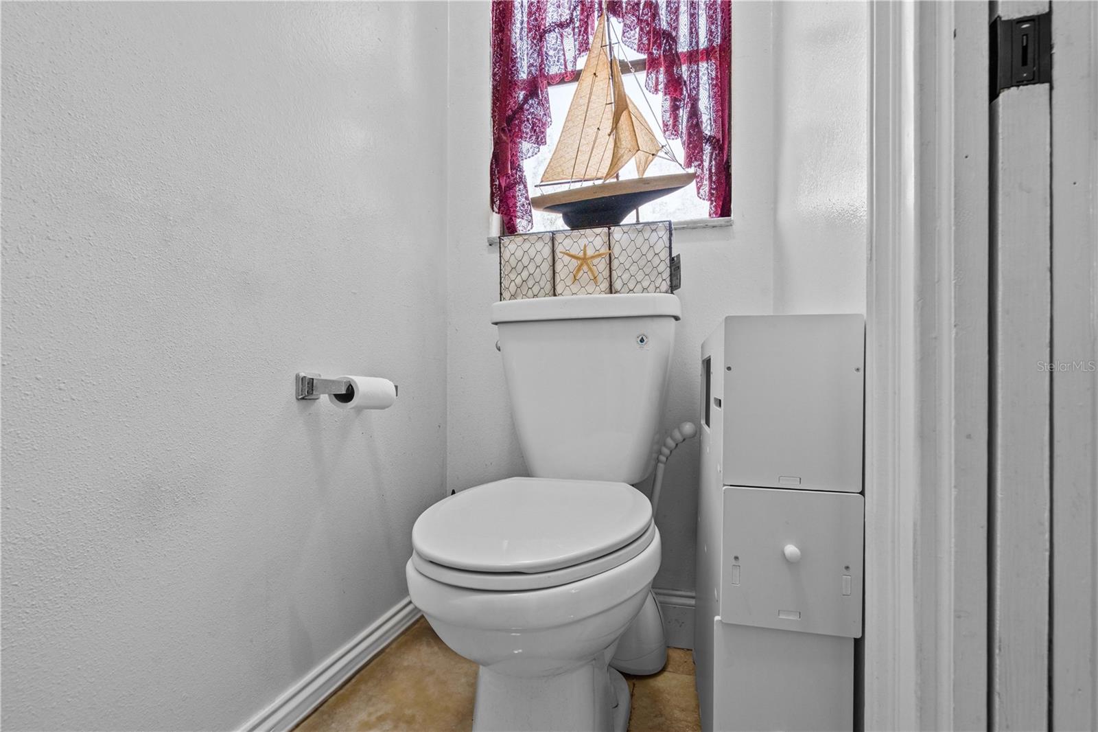 Image 21 of 64 For 4120 Tyndale Drive