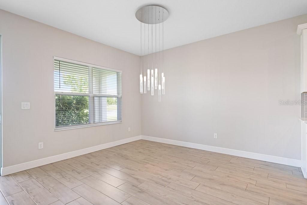 Image 10 of 46 For 5420 Silver Sun Drive