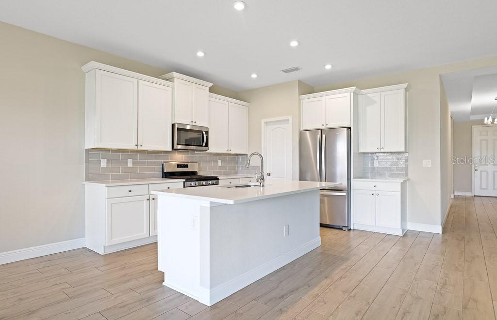Image 11 of 46 For 5420 Silver Sun Drive