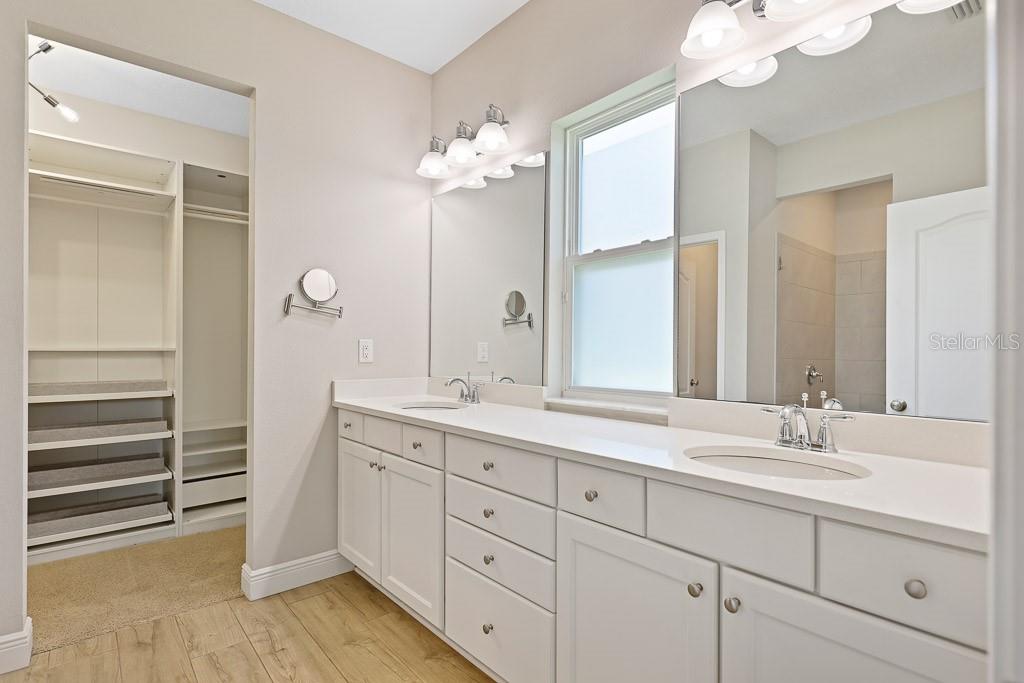 Image 17 of 46 For 5420 Silver Sun Drive