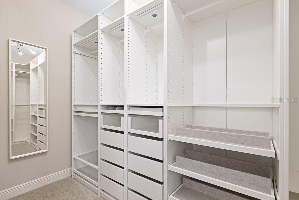Image 19 of 46 For 5420 Silver Sun Drive