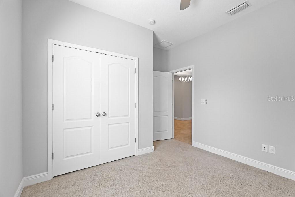 Image 22 of 46 For 5420 Silver Sun Drive