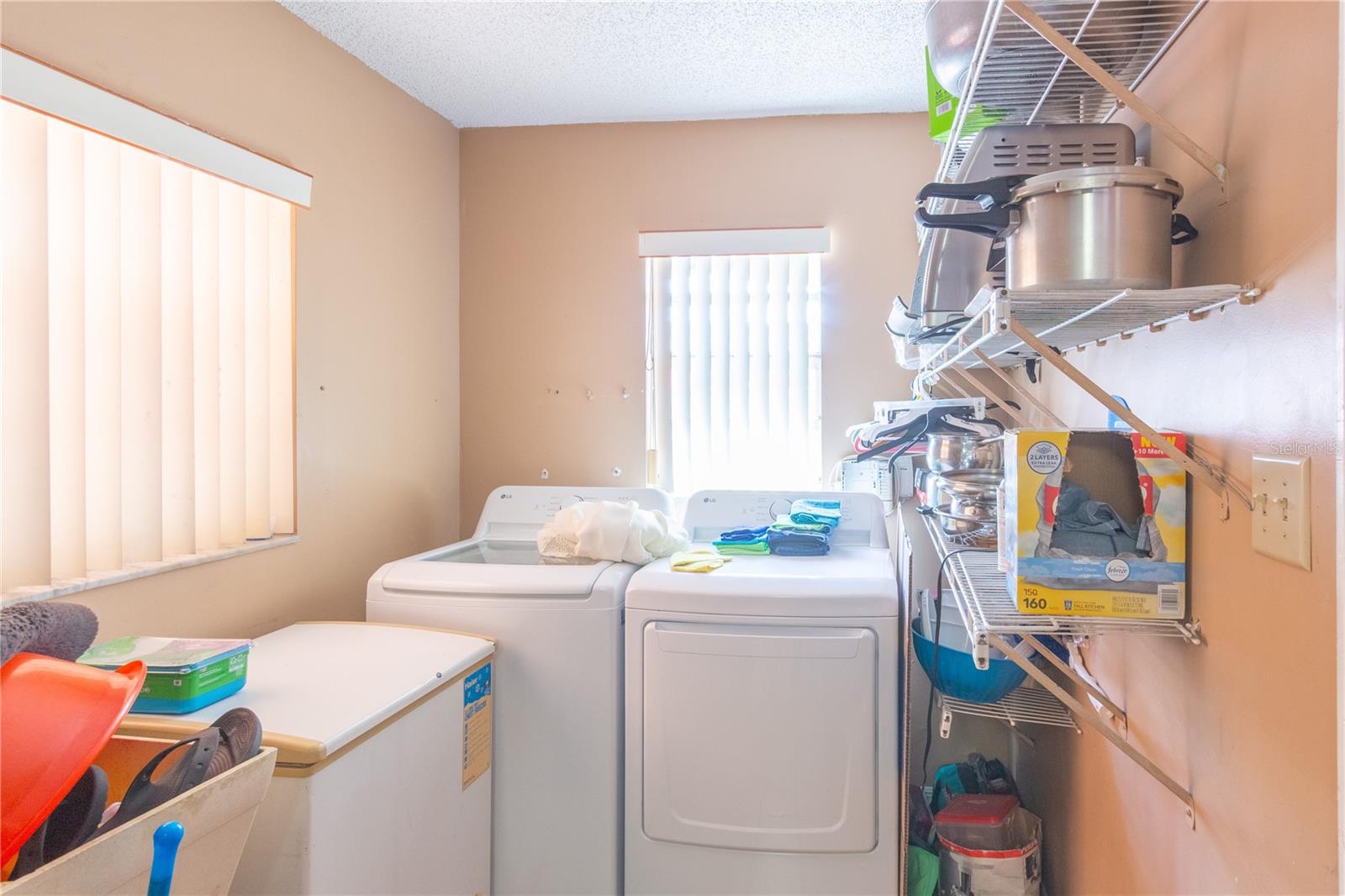 Image 7 of 13 For 1512 Sitka Street