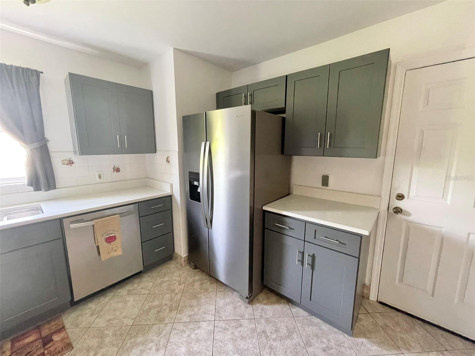 Image 15 of 46 For 4214 Foxboro Drive