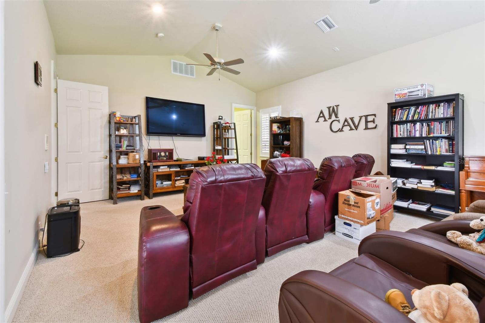 Image 45 of 98 For 5517 Keeler Oak Street