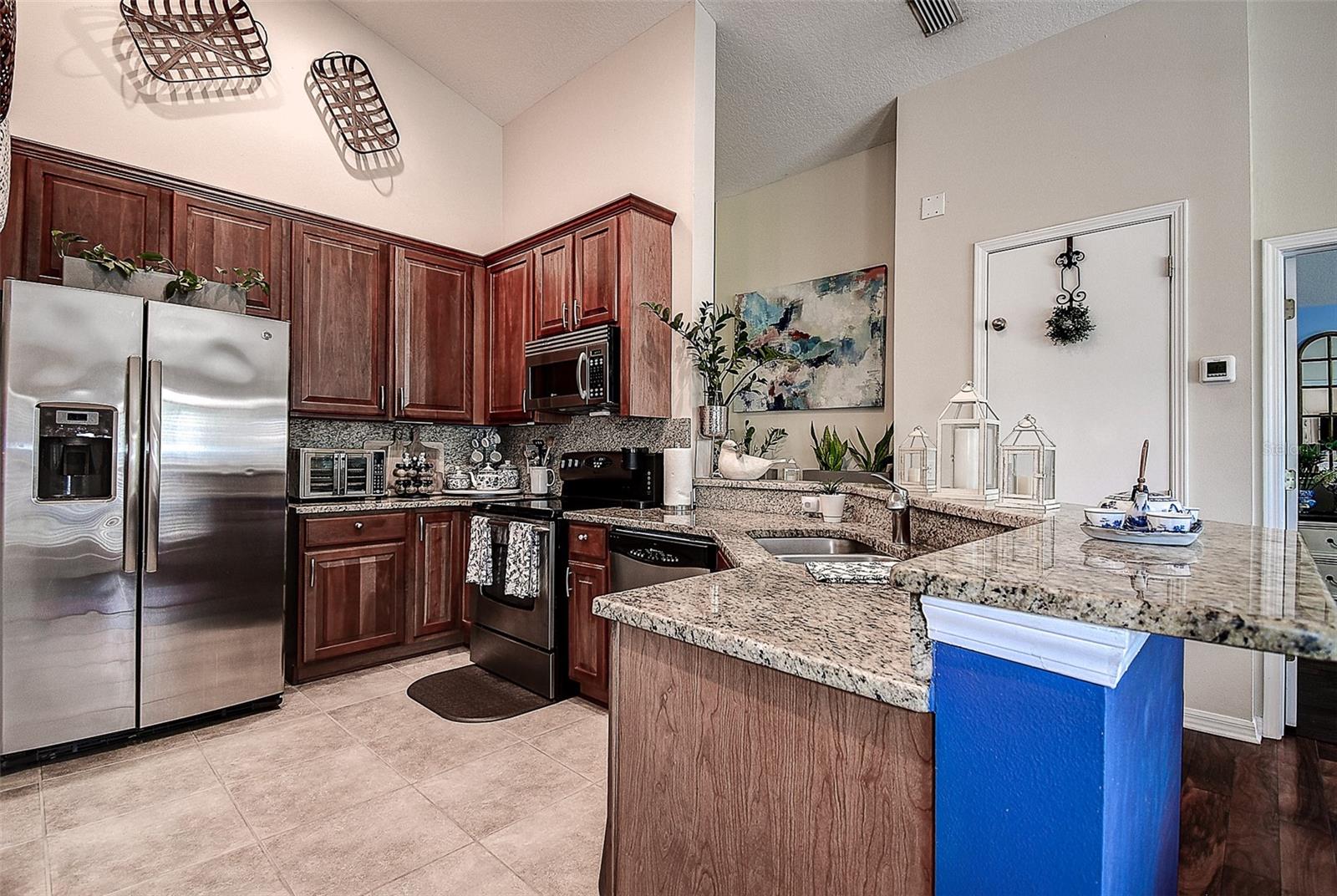 Image 12 of 29 For 8447 Shallow Creek Court