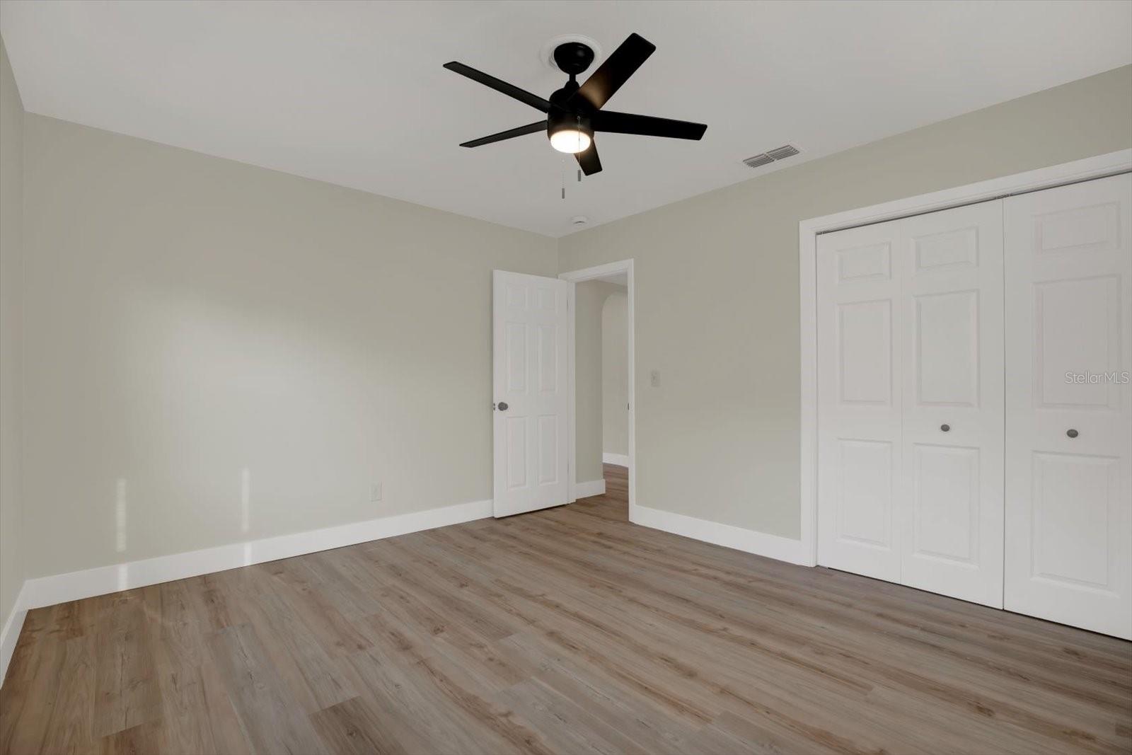 Image 10 of 19 For 1352 Parkwood Street
