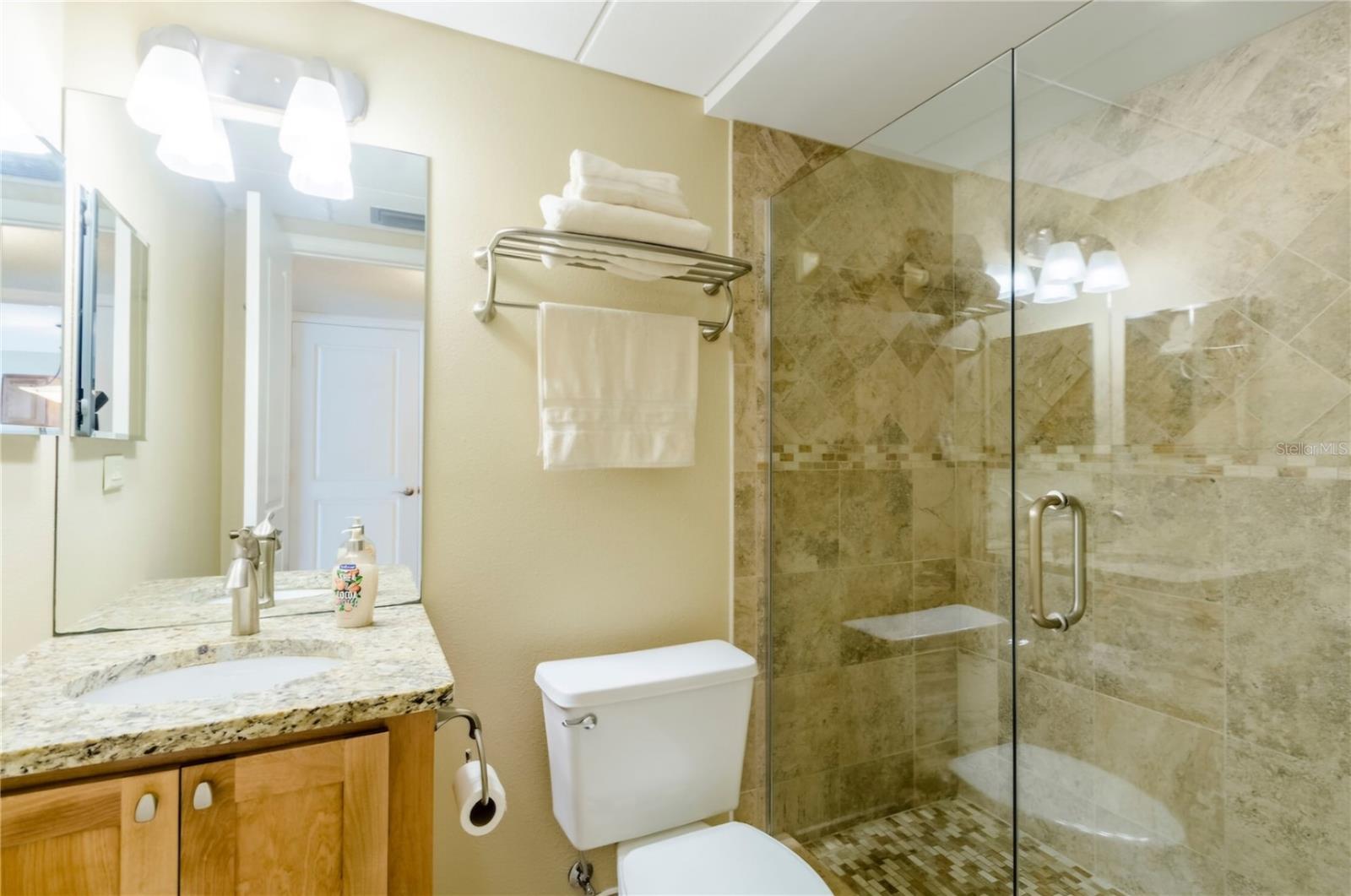 Image 20 of 27 For 450 S Gulfview Blvd  703